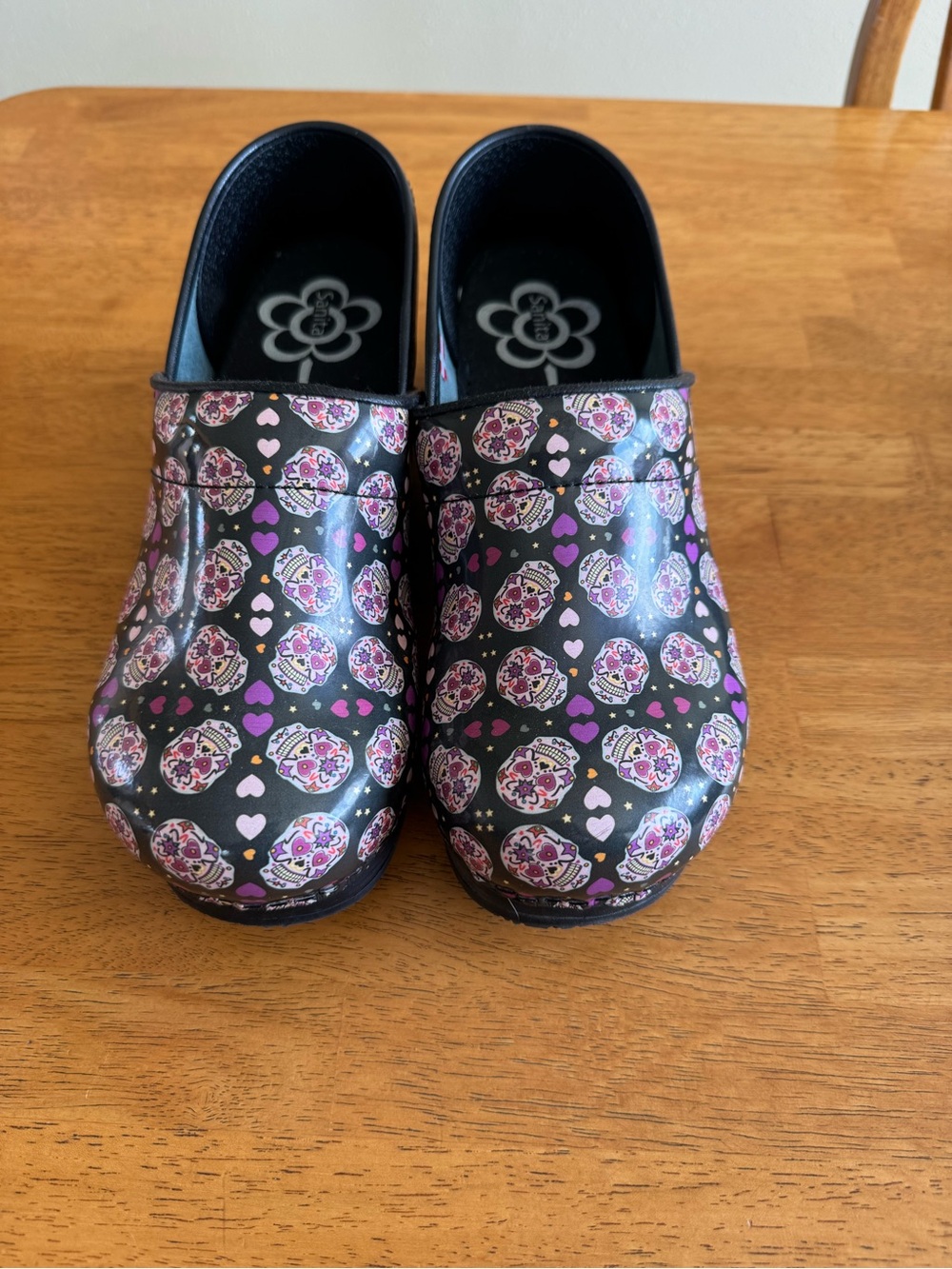 Sanita Sz 41 / US 10 Black Sugar Skull Clog Shoes - Picture 3 of 4